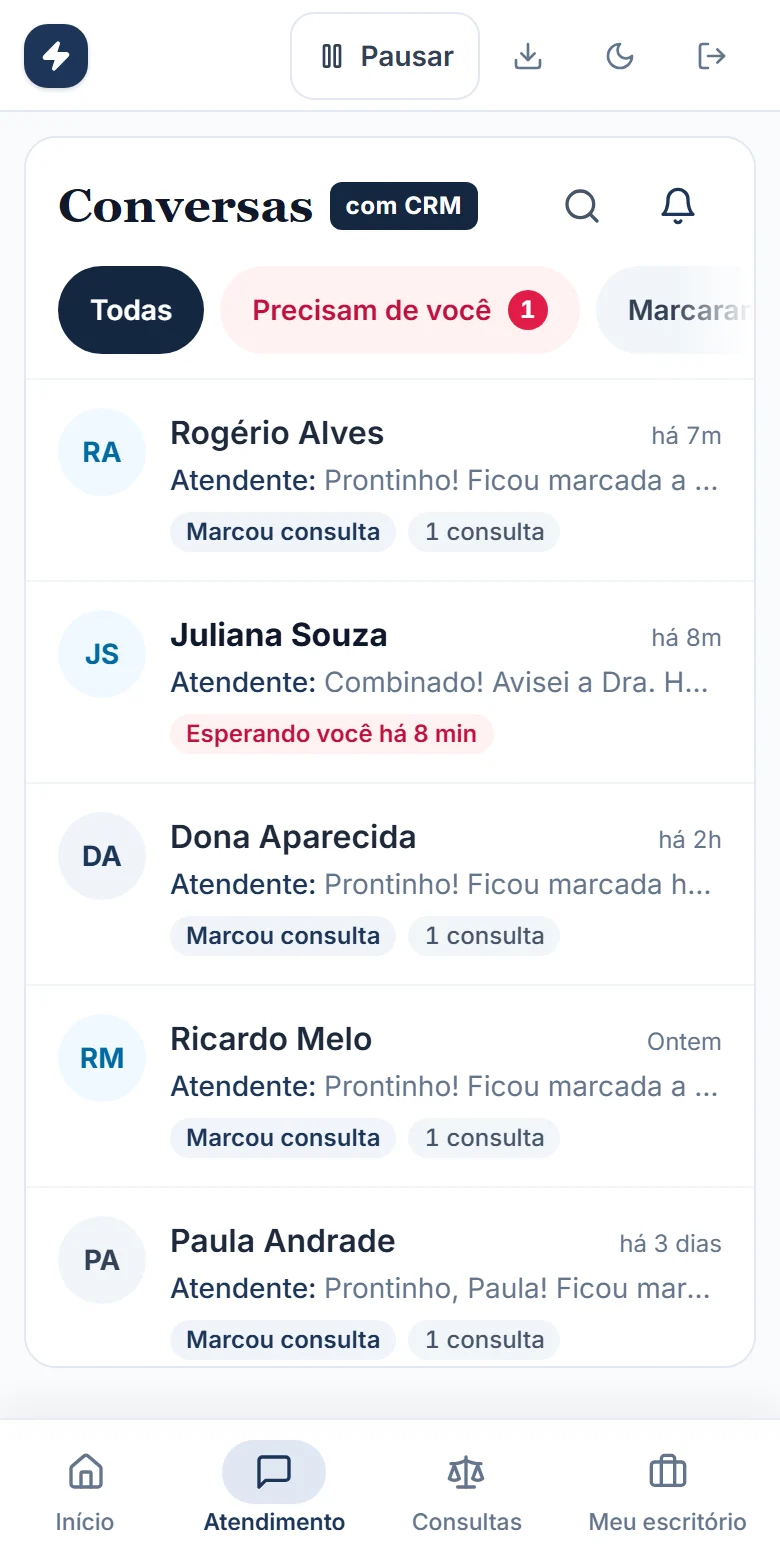 Tela de Conversas do escritório de advocacia: os clientes organizados pelo CRM, com quem está esperando você